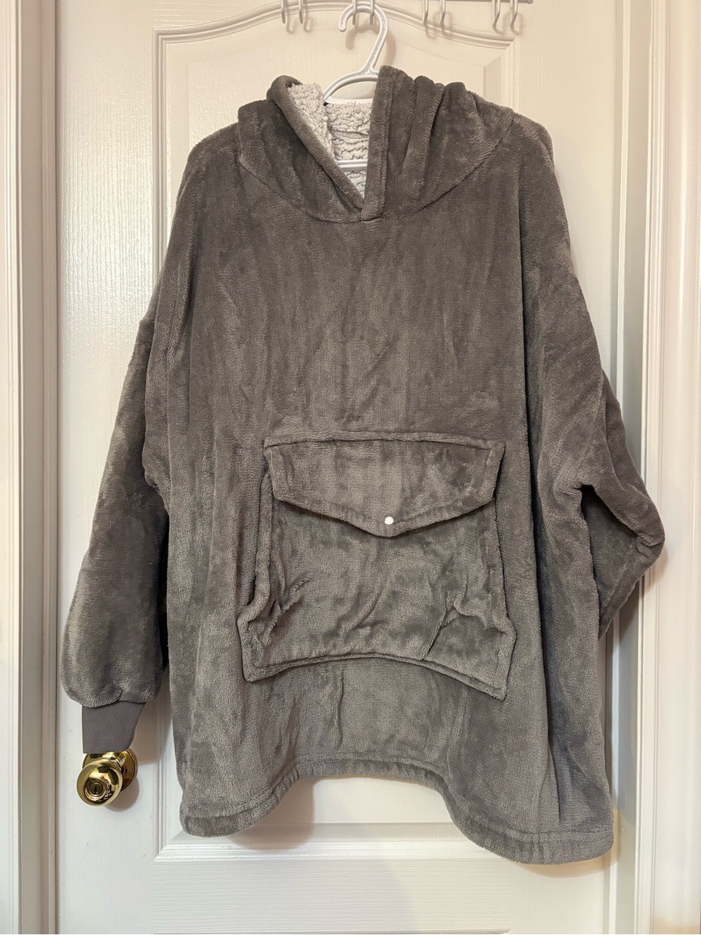 Oversized Sherpa Wearable Blanket Hoodie